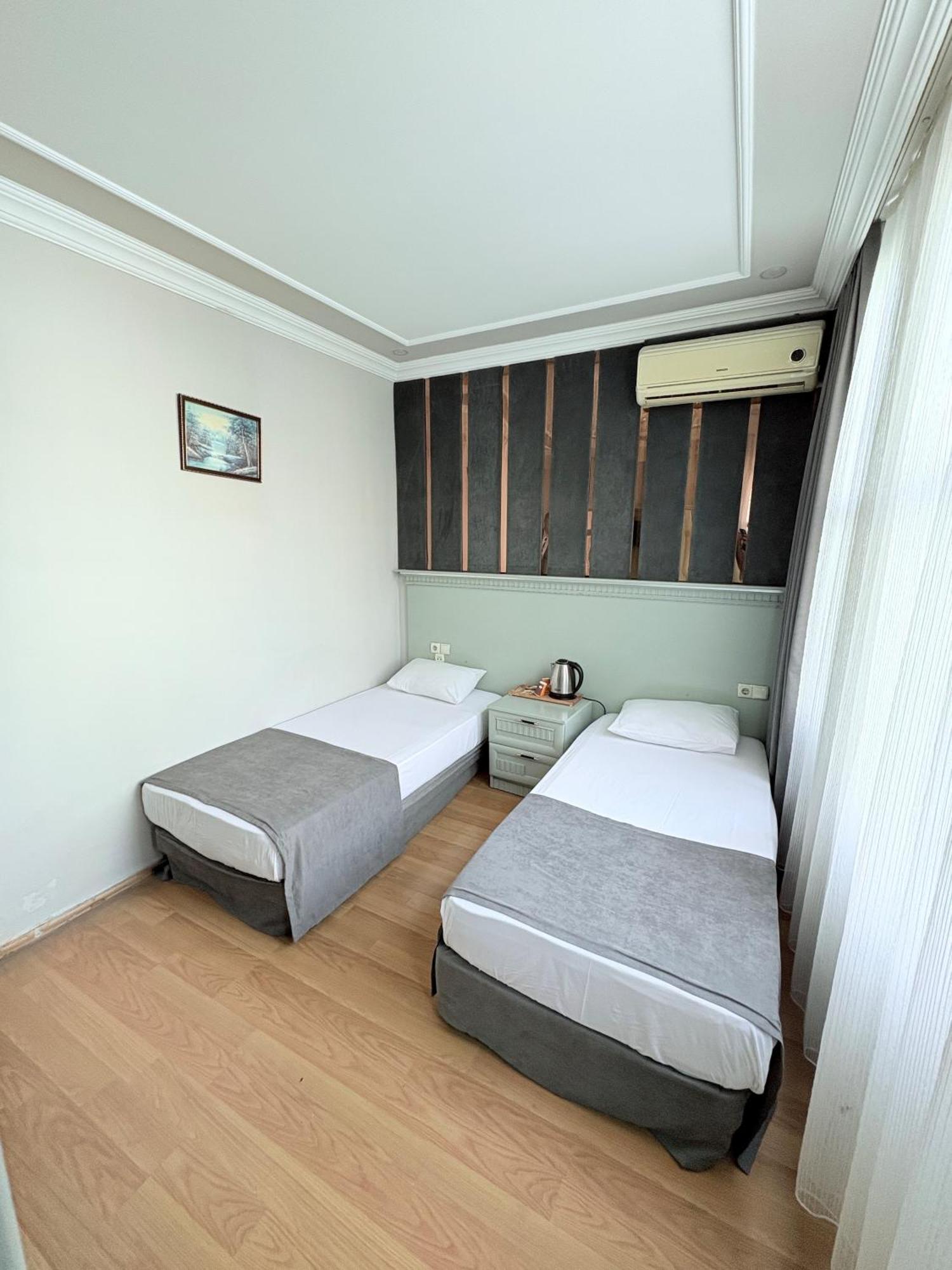 Grand Hurriyet Hotel Istanbul Exterior photo